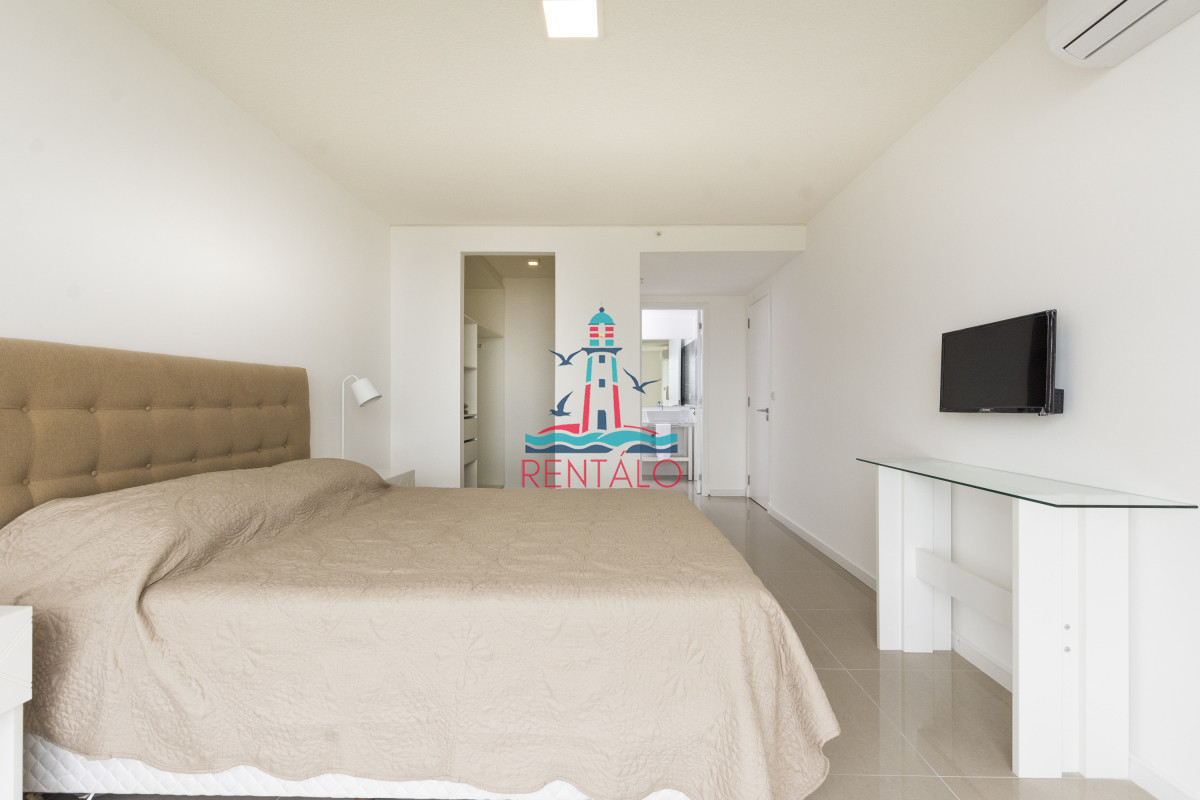 Apartamento ID.46 - Apartamento en venta 1 dormitorio Punta del Este Roosevelt