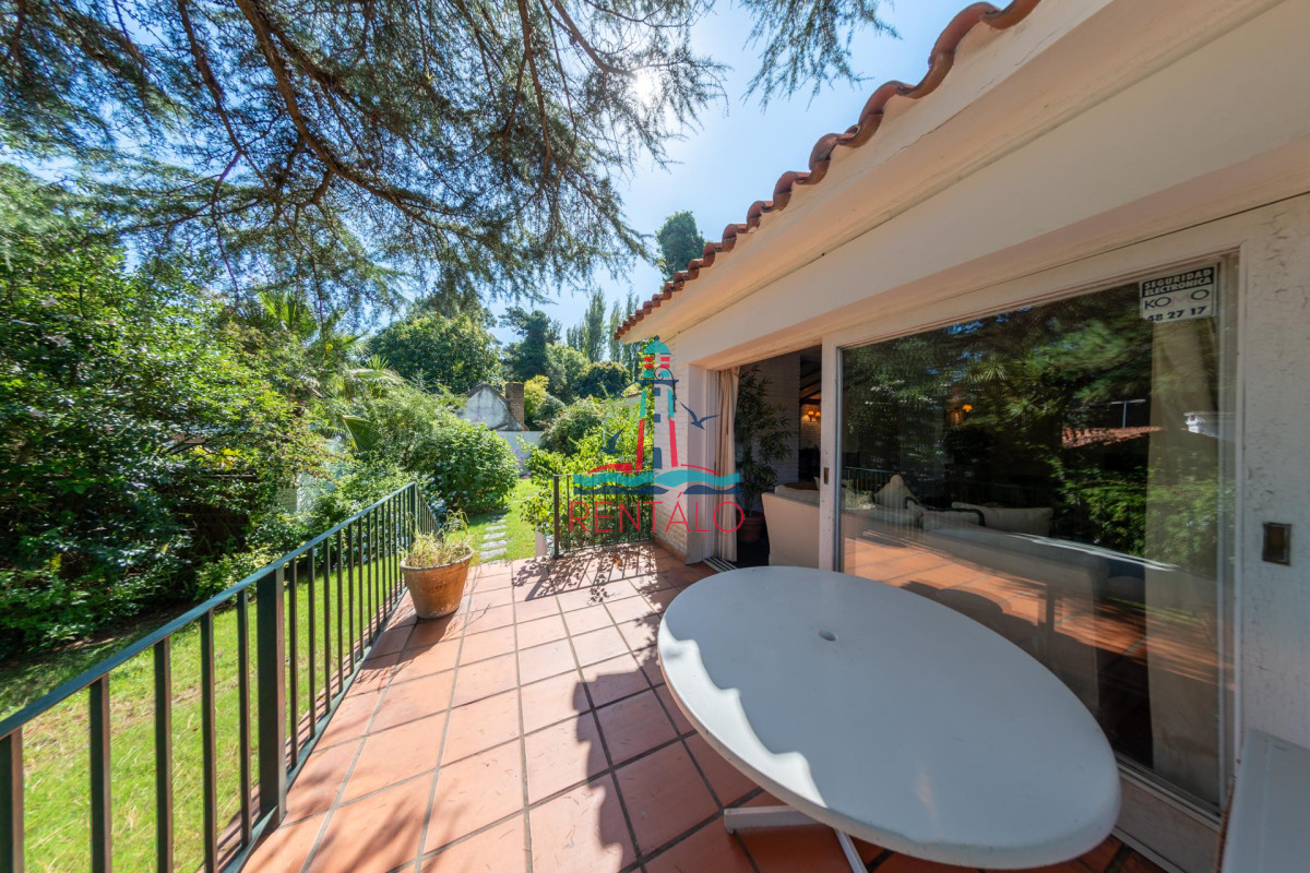 Casa ID.120 - Venta Casa 4 dormitorios San Rafael Punta del Este