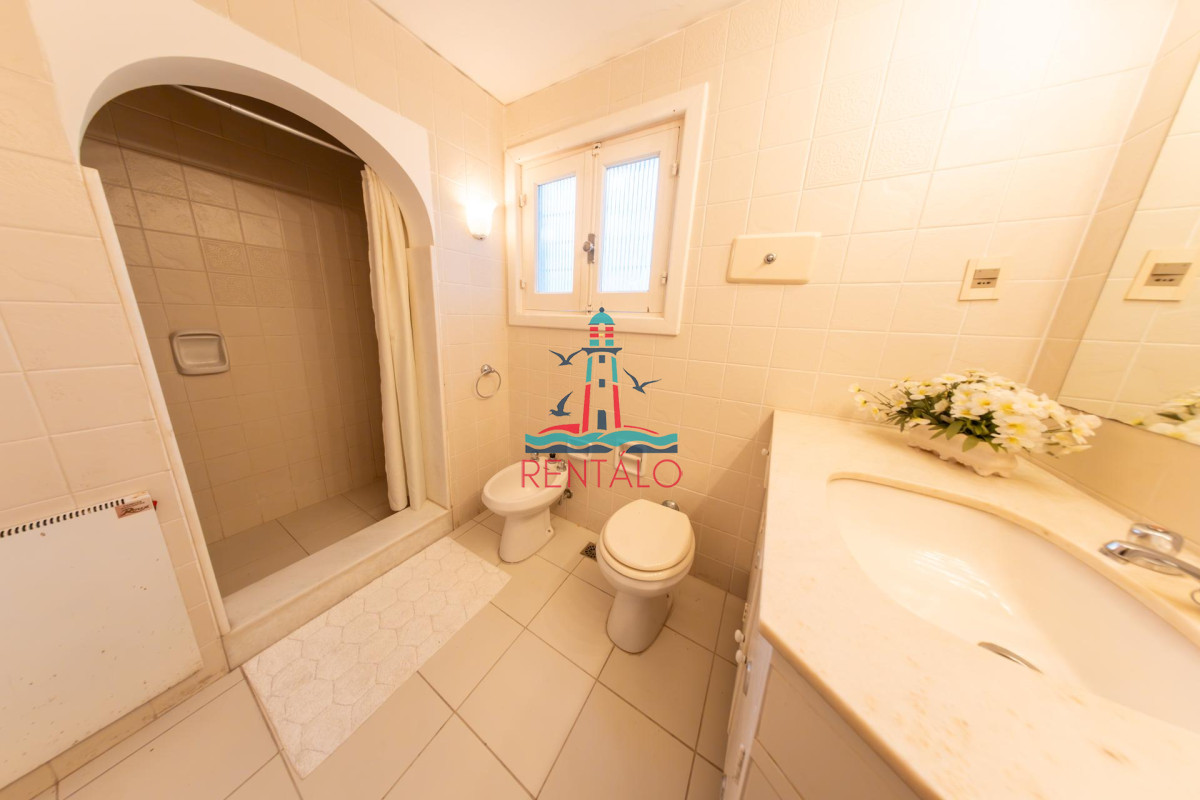 Casa ID.120 - Venta Casa 4 dormitorios San Rafael Punta del Este