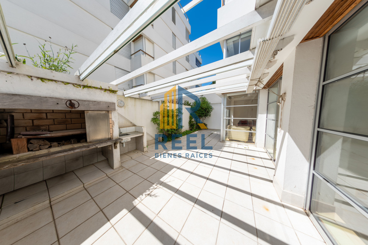 Apartamento ID.192 - Apartamento Dúplex Frente al Mar 266m2 en Rincón del Indio 