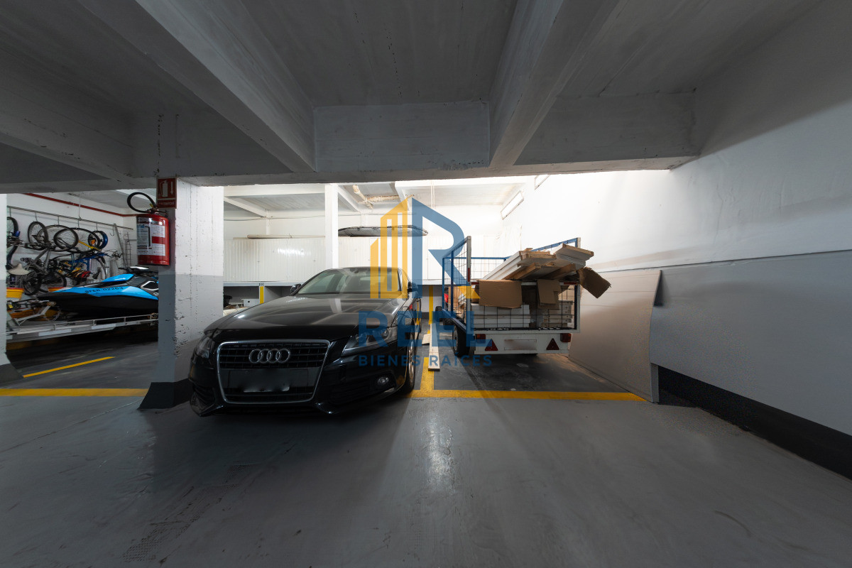 Apartamento ID.192 - Apartamento Dúplex Frente al Mar 266m2 en Rincón del Indio 