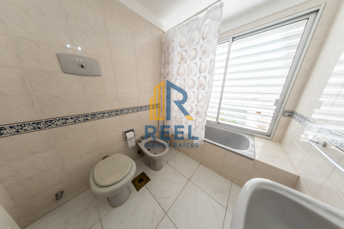 Apartamento ID.192 - Apartamento Dúplex Frente al Mar 266m2 en Rincón del Indio 