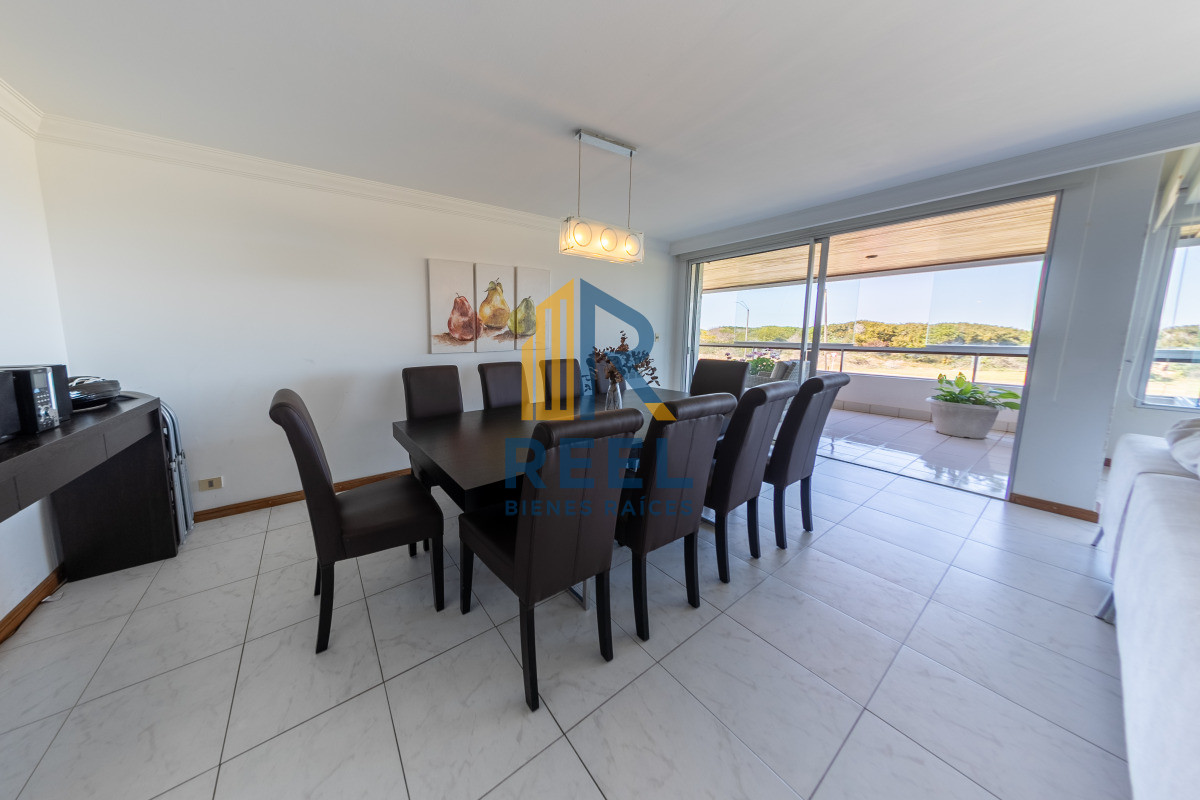 Apartamento ID.192 - Apartamento Dúplex Frente al Mar 266m2 en Rincón del Indio 