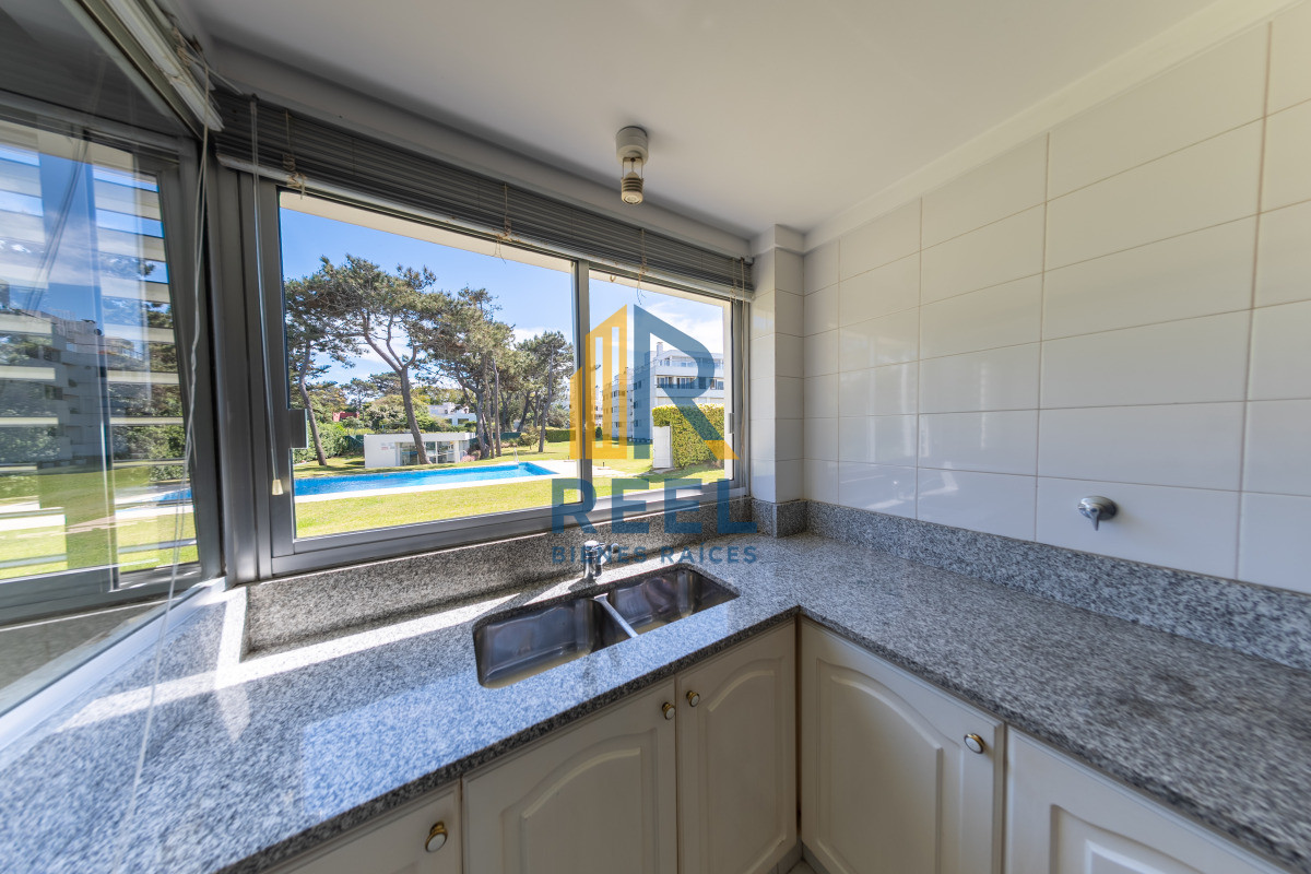 Apartamento ID.192 - Apartamento Dúplex Frente al Mar 266m2 en Rincón del Indio 