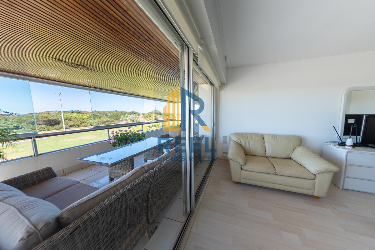 Apartamento ID.192 - Apartamento Dúplex Frente al Mar 266m2 en Rincón del Indio 