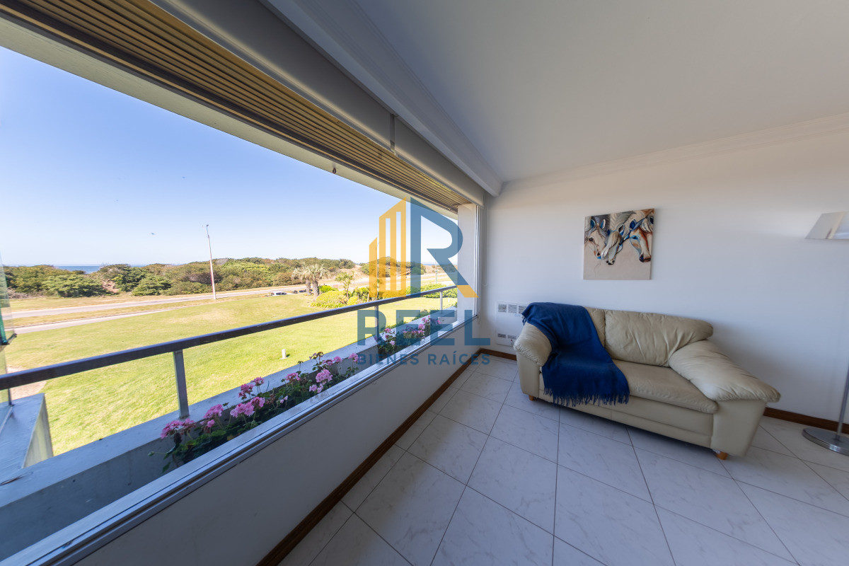 Apartamento ID.192 - Apartamento Dúplex Frente al Mar 266m2 en Rincón del Indio 