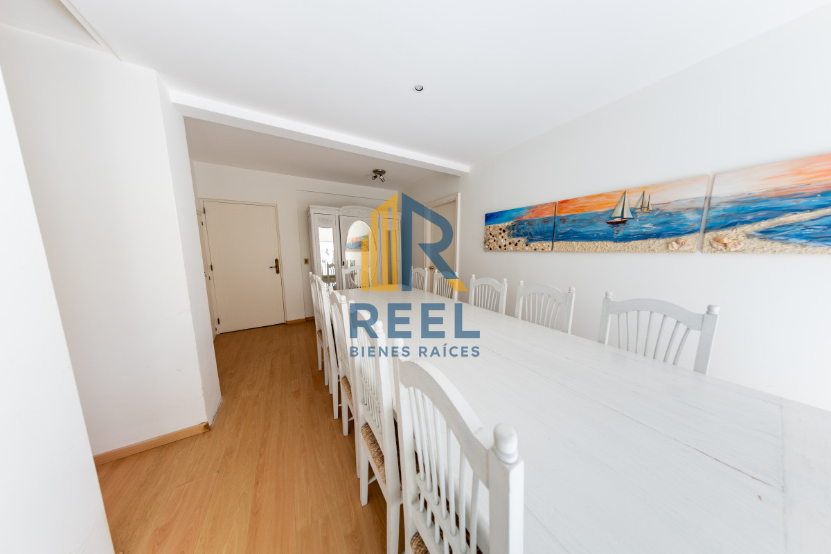 Apartamento ID.192 - Apartamento Dúplex Frente al Mar 266m2 en Rincón del Indio 