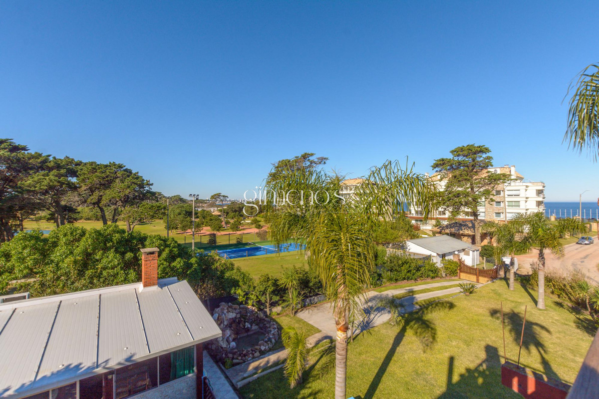 Casa ID.111 - Venta casa 3 dormitorios en Pinares Playa Mansa