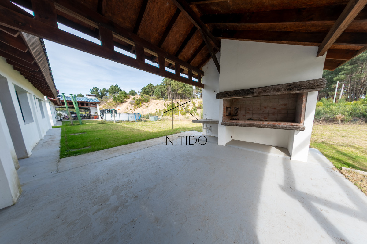 Casa ID.163 - Venta casa a estrenar 3 dormitorios con parrillero en Club del Lago Punta ballena