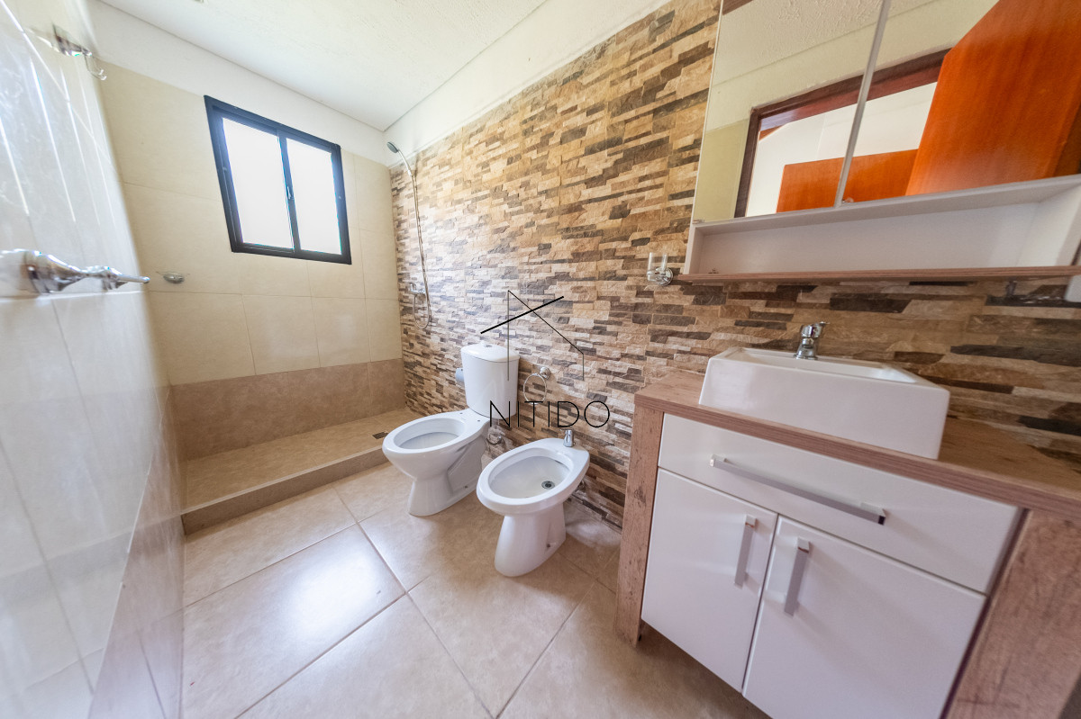 Casa ID.163 - Venta casa a estrenar 3 dormitorios con parrillero en Club del Lago Punta ballena