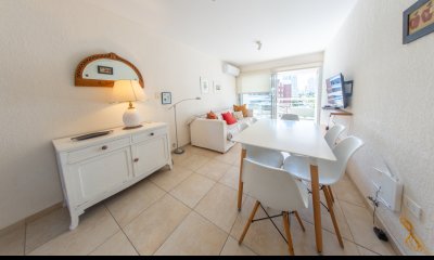 Venta apartamento 3 dormitorios Península