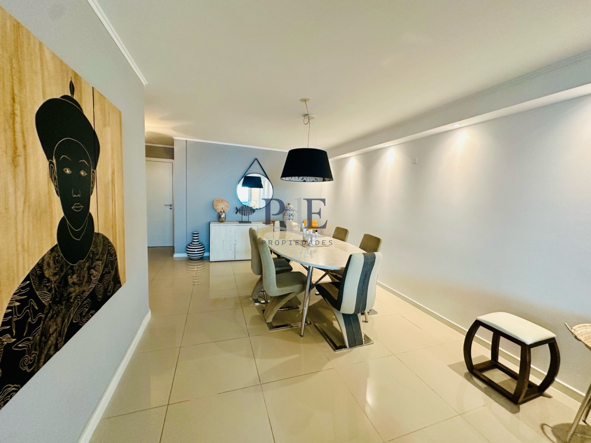 Venta apartamento 3 dormitorios vista al mar en Playa Brava - Imagen 2