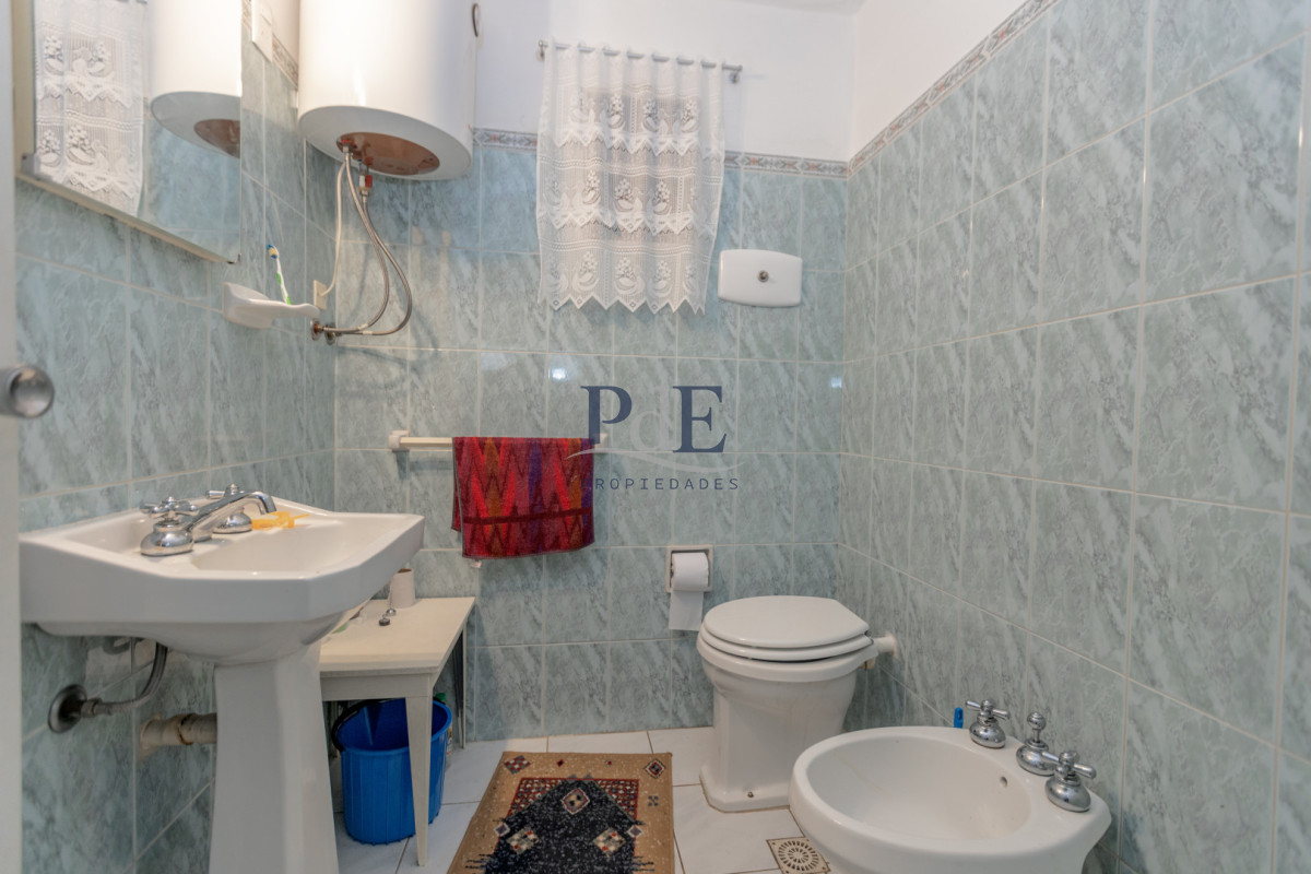 Apartamento monoambiente en venta - Primera línea vista al mar - Playa Mansa - Imagen 12