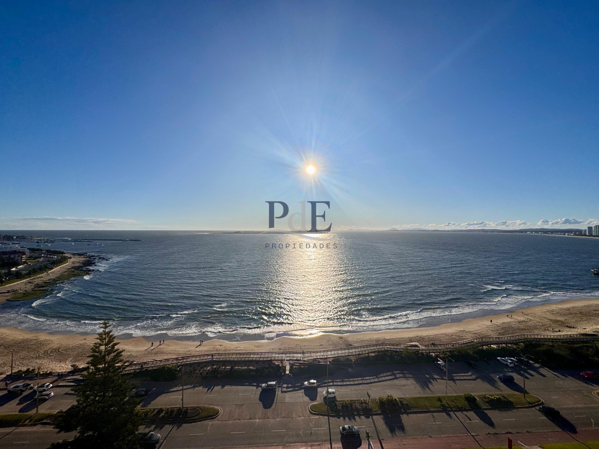 Pent House en Playa Mansa parada 2 frente al mar.  - Imagen 23