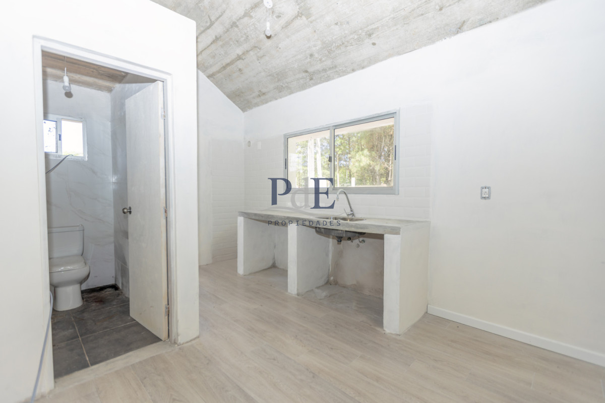 Casa de 2 dormitorios a Estrenar en Barrio Privado. - Imagen 2