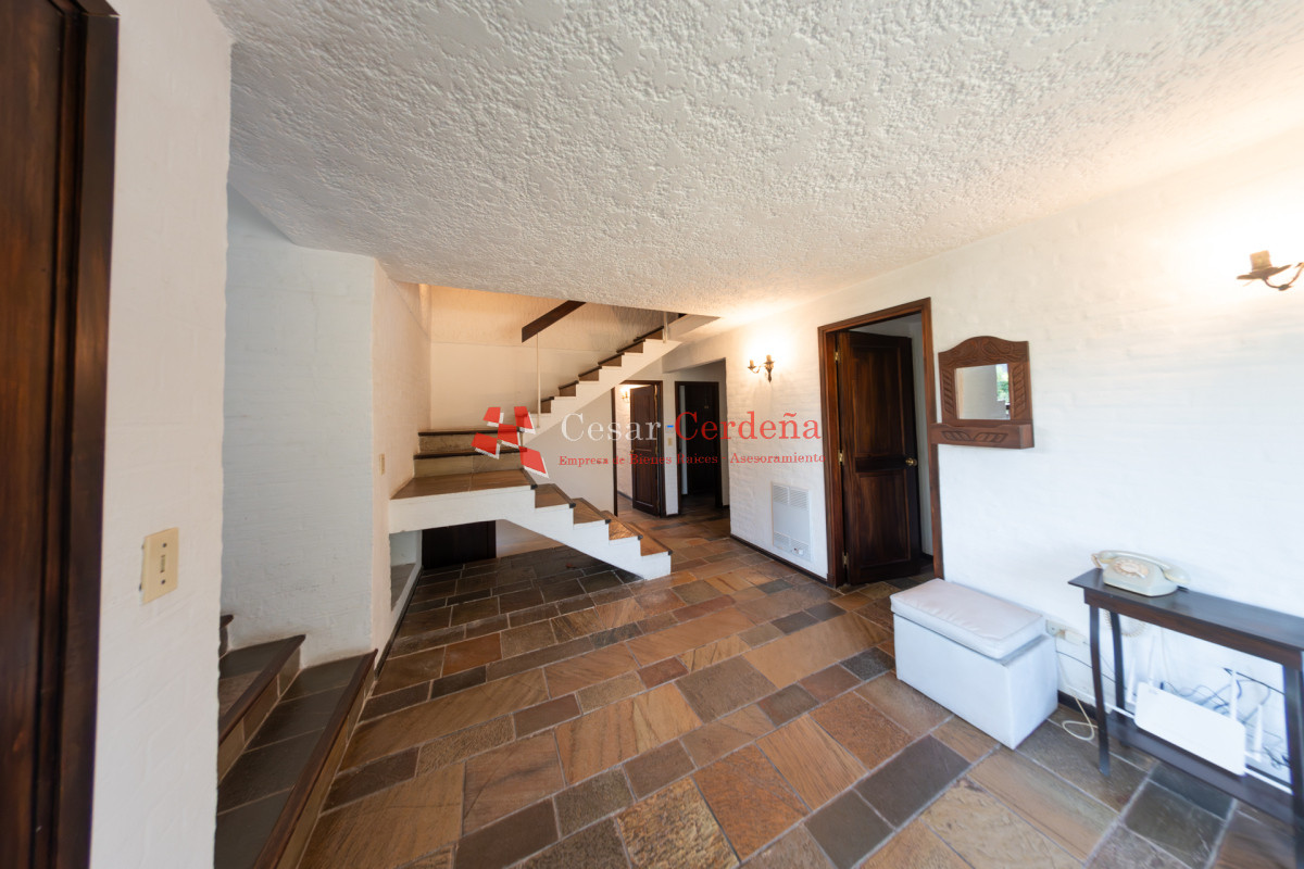 Casa ID.1932 - VENTA - Casa 4 dormitorios en Pinares 