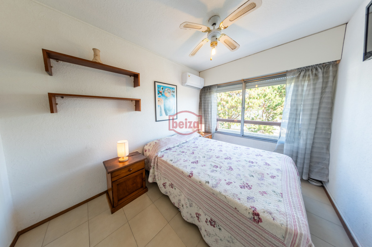 Apartamento ID.166903/Venta-apartamento-1-dormitorio-frente-mal-Playa-Mansa - Apartamento 1 dormitorio en Aidy Grill 
