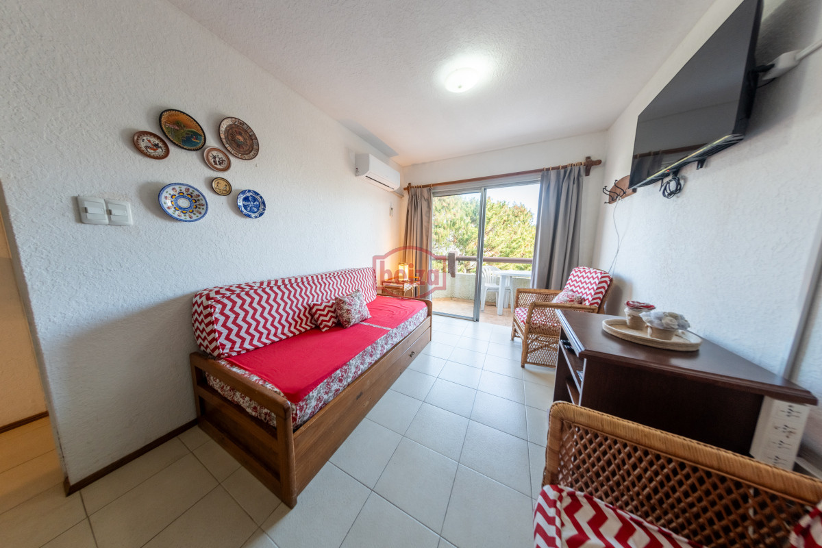 Apartamento ID.166903/Venta-apartamento-1-dormitorio-frente-mal-Playa-Mansa - Apartamento 1 dormitorio en Aidy Grill 
