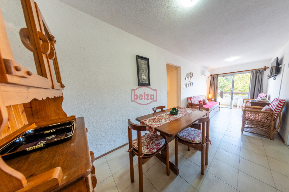 Apartamento ID.166903/Venta-apartamento-1-dormitorio-frente-mal-Playa-Mansa - Apartamento 1 dormitorio en Aidy Grill 