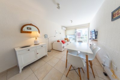 Apartamento Codigo #Venta apartamento 3 dormitorios Península 