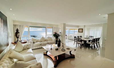 Venta Apartamento 3 dormitorios en Playa Mansa, Punta del Este