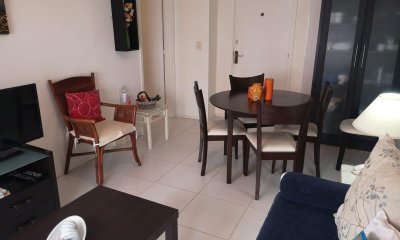 Venta apartamento 2 dormitorios con garaje en Punta del Este Playa Brava