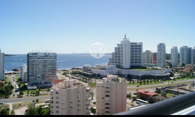 Pent House con vista a Playa Mansa