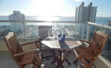 Alquiler y venta apartamento 2 dormitorios con parrillero Punta del Este