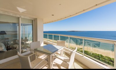 Venta apartamento 3 dormitorios en suite Playa Mansa