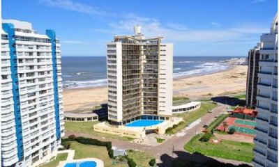 Departamento - Playa Brava