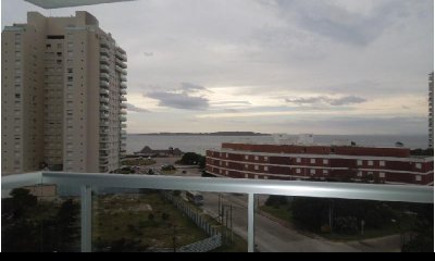 Departamento - Playa Mansa