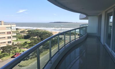 Departamento - Playa Mansa