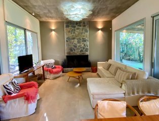 Venta casa 4 dromitorios Barrio Privado Rincón del Indio Punta del Este