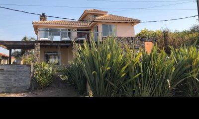 Venta casa 4 dormitorios Manantiales El Chorro Punta del Este