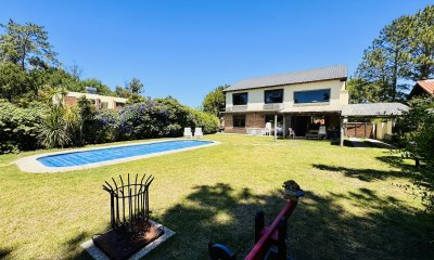 Venta Casa 5 dormitorios Pinares Punta del Este