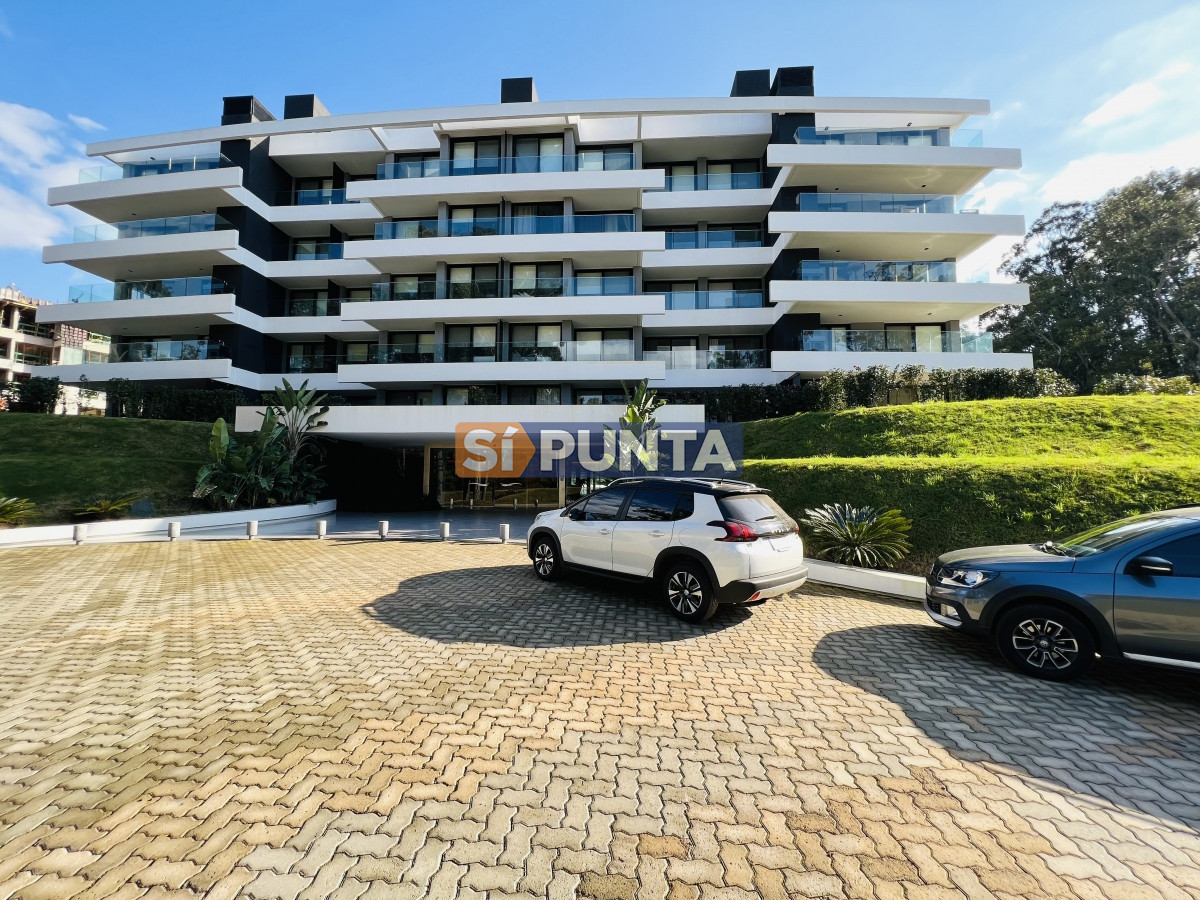 Venta de Apartamento en Crystal View en Complejo Solanas Resort Barrio Privado. - SPT9805A