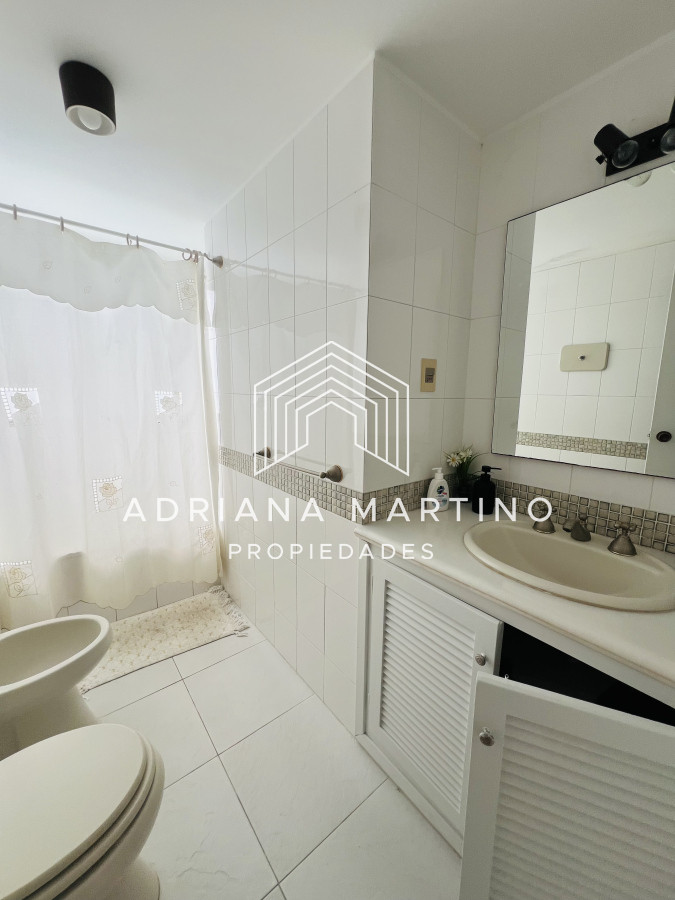 Apartamento ID.71304 - Venta de Apartamento Playa Mansa- Punta del Este.