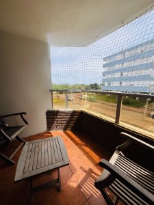 Venta de Apartamento Playa Mansa- Punta del Este.