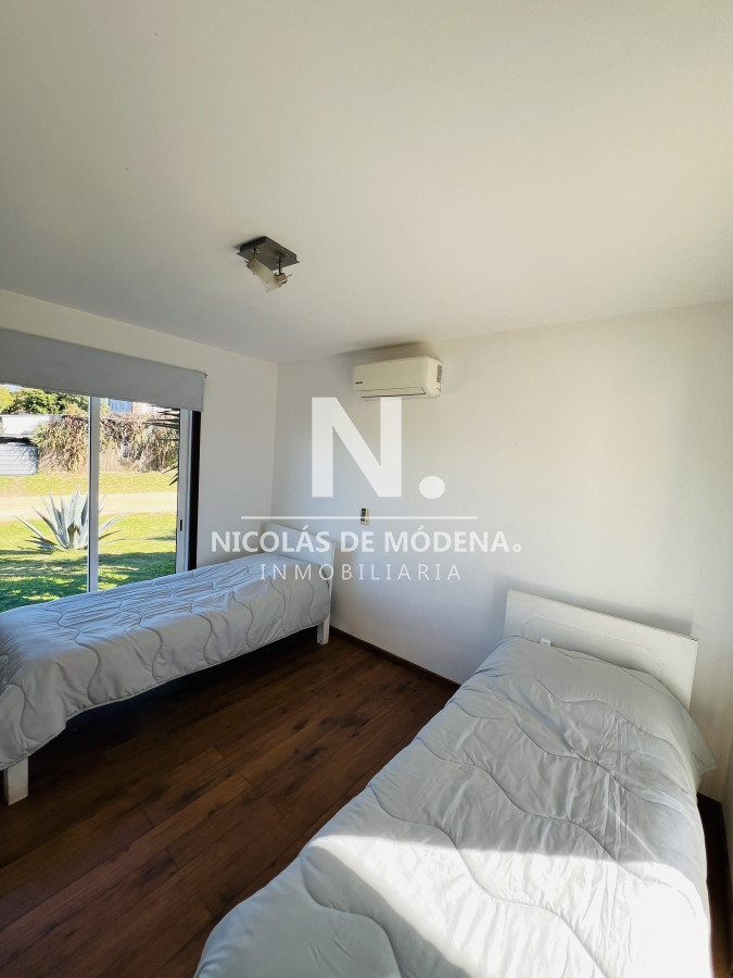 Casa ID.7917 - Venta de Casa en Playa las Grutas Punta Ballena.