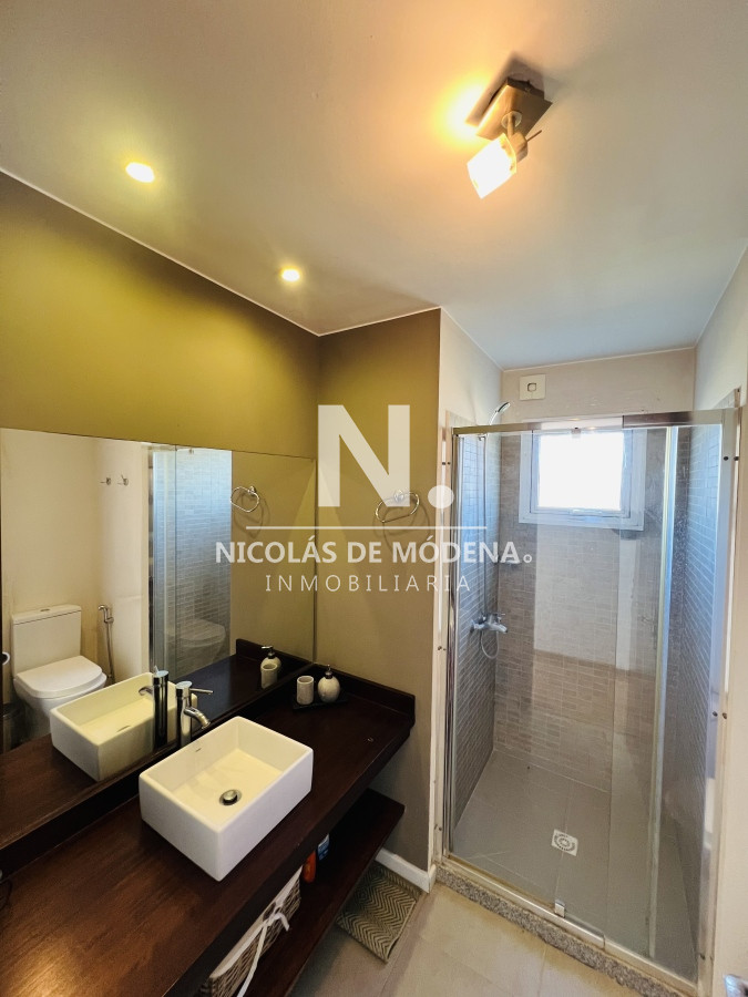 Casa ID.7917 - Venta de Casa en Playa las Grutas Punta Ballena.