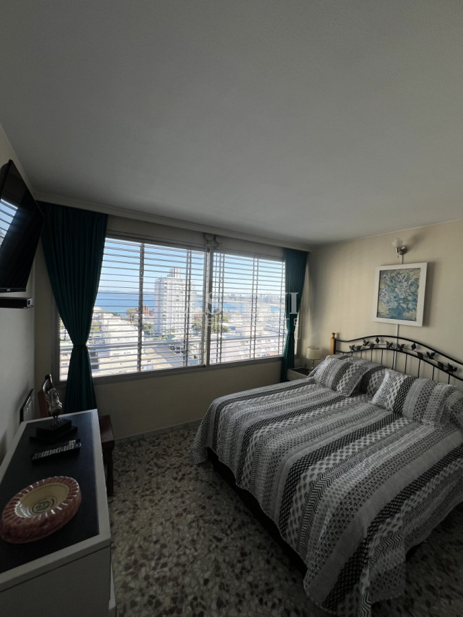 Apartamento ID.3302 - Venta de apartamento en Peninsula-Punta del Este.