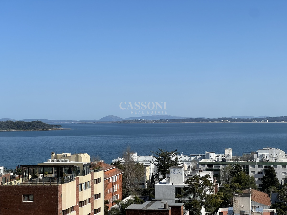 Apartamento ID.3302 - Venta de apartamento en Peninsula-Punta del Este.