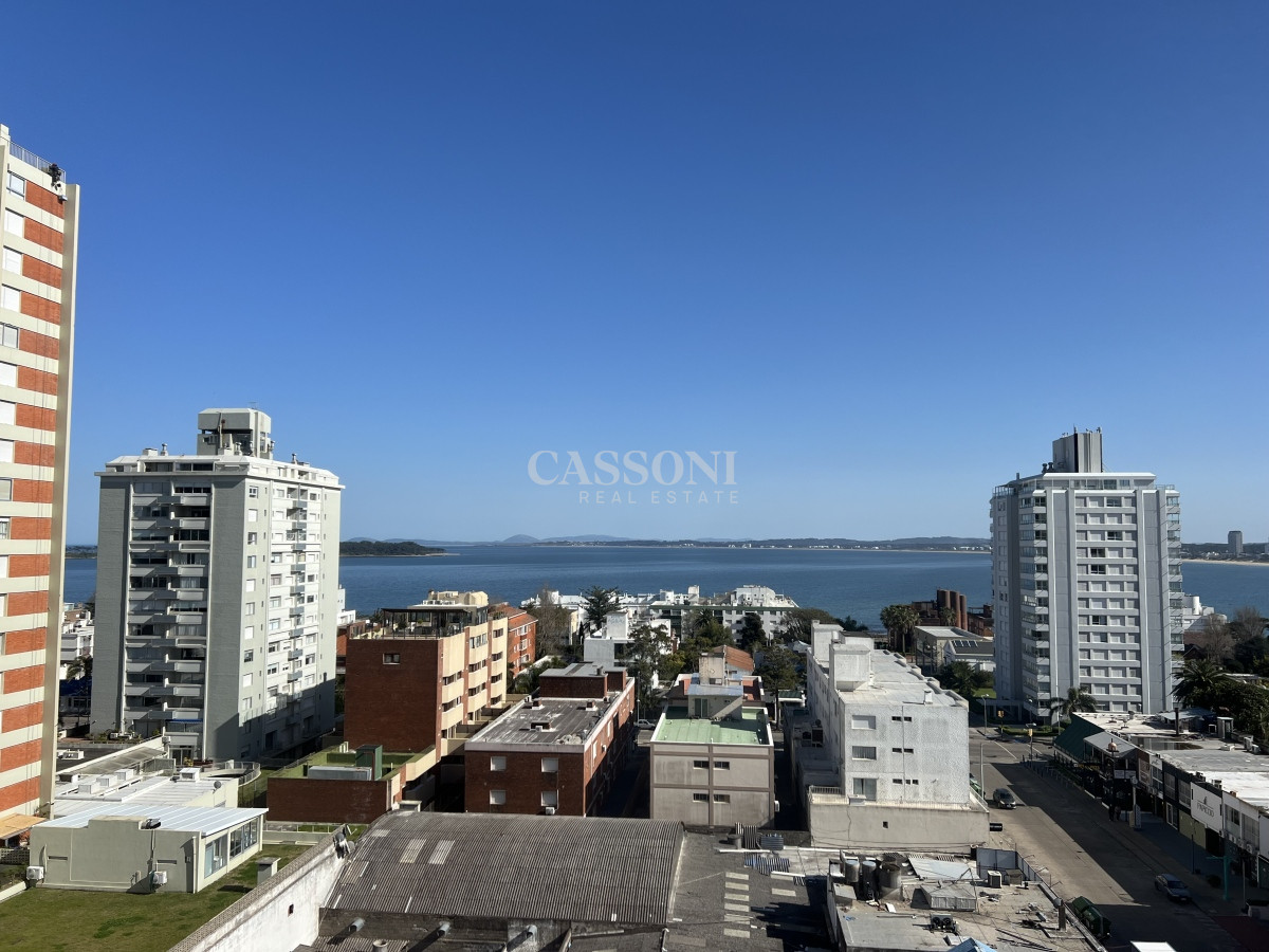 Apartamento ID.3302 - Venta de apartamento en Peninsula-Punta del Este.