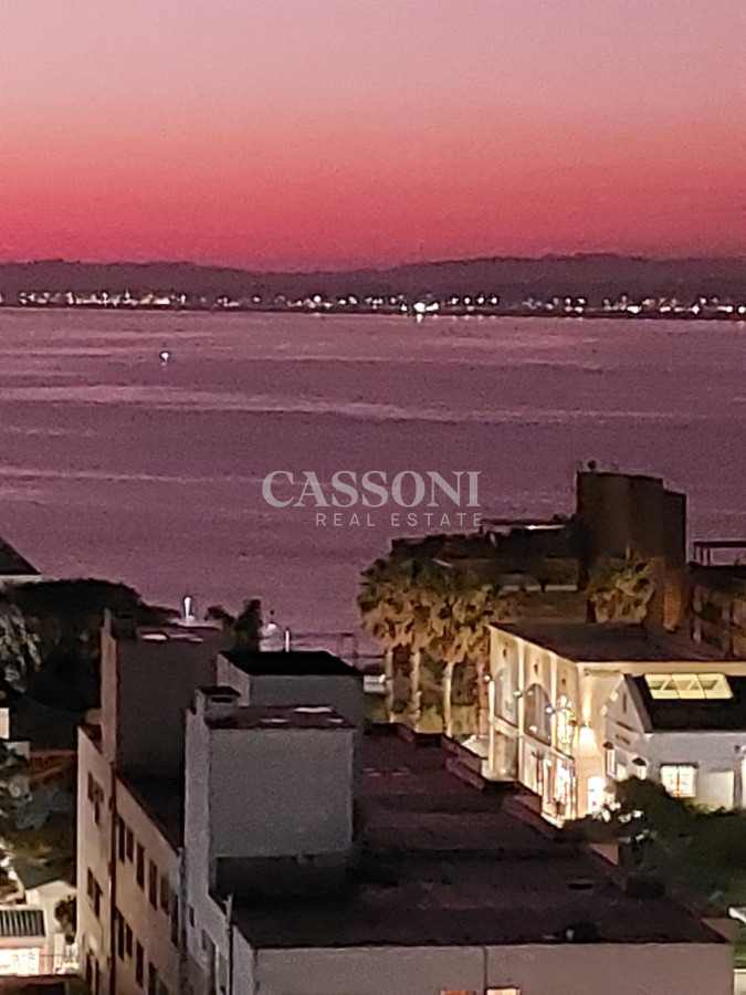 Apartamento ID.3302 - Venta de apartamento en Peninsula-Punta del Este.