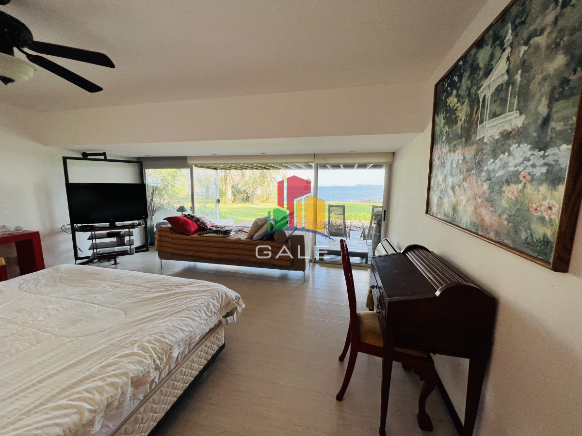 Apartamento ID.1648 - Venta de destacado apartamento en Punta Ballena, Acantilados.