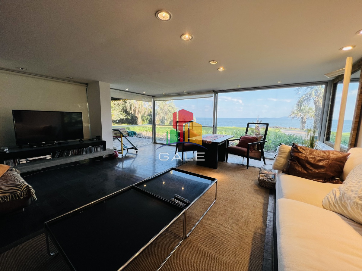 Apartamento ID.1648 - Venta de destacado apartamento en Punta Ballena, Acantilados.