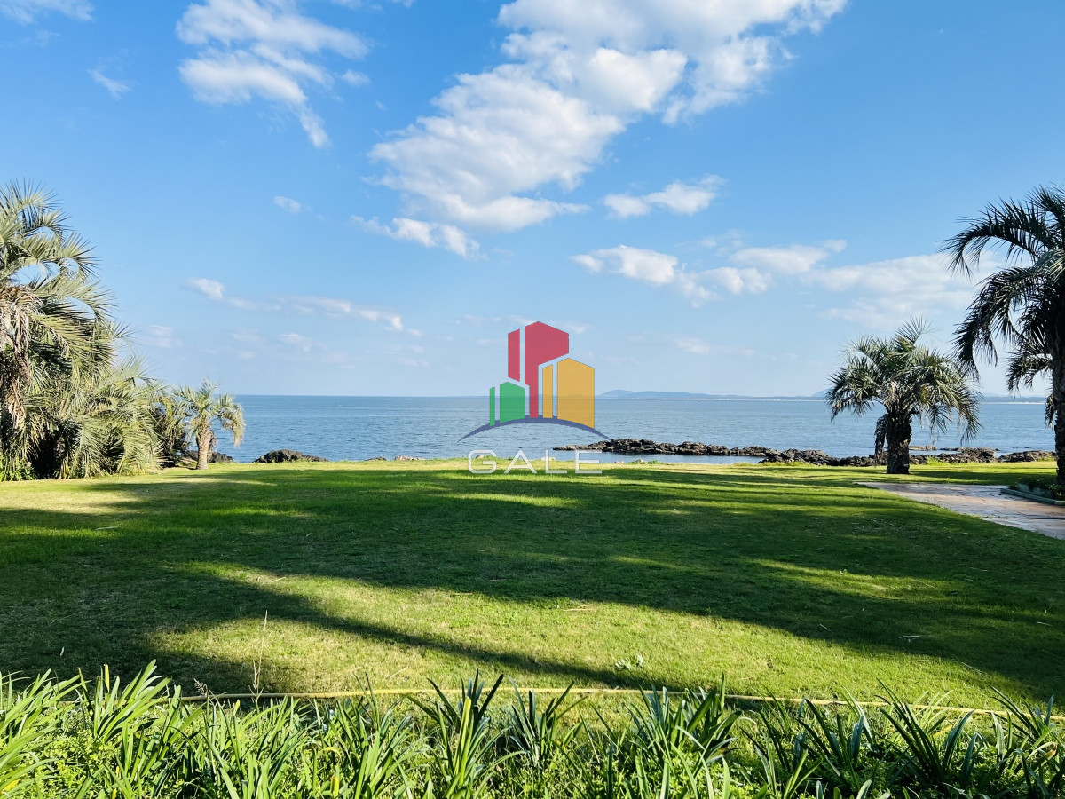 Apartamento ID.1648 - Venta de destacado apartamento en Punta Ballena, Acantilados.