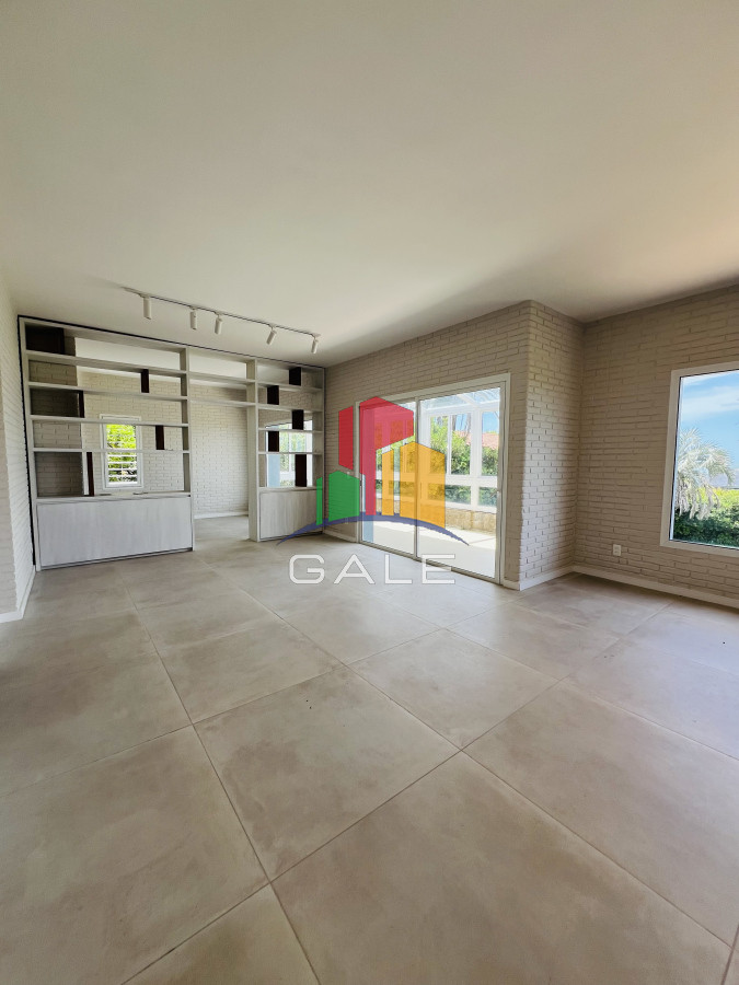 Casa ID.3286 - Venta de Casa Espectacular Zona Faro-Punta del Este.