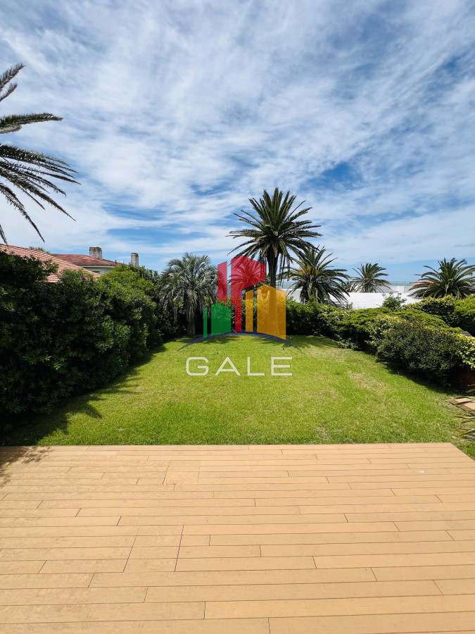 Casa ID.3286 - Venta de Casa Espectacular Zona Faro-Punta del Este.