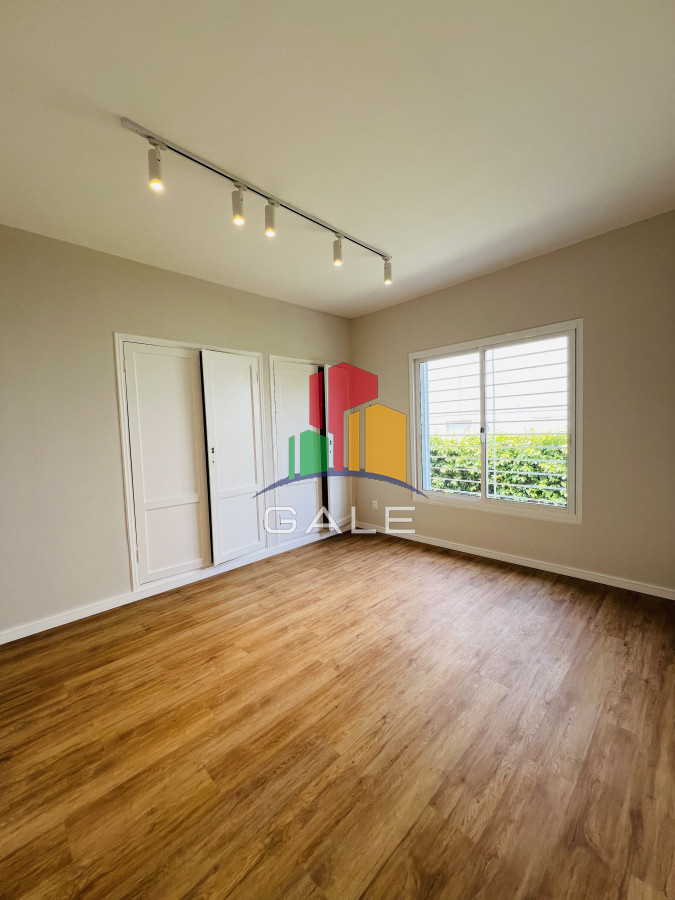 Casa ID.3286 - Venta de Casa Espectacular Zona Faro-Punta del Este.